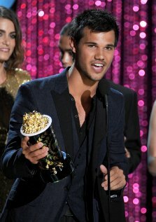 Церемония вручения премии MTV Movie Awards 2012 (2012)